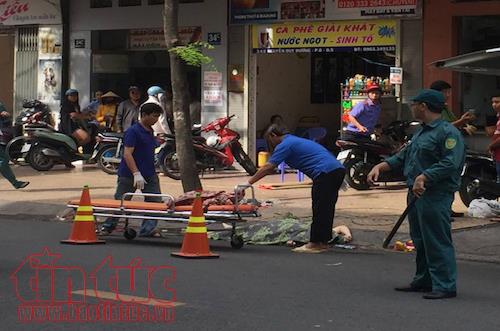 Một phụ nữ tử vong tại chỗ khi nhảy từ tầng 4 chung cư xuống đất ảnh 1